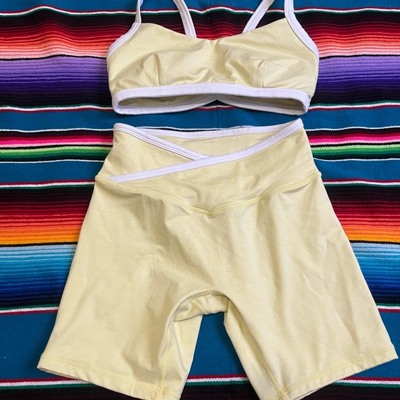 Buffbunny Collection Pants - Buffbunny butter Yellow Athletic Set with White Trim